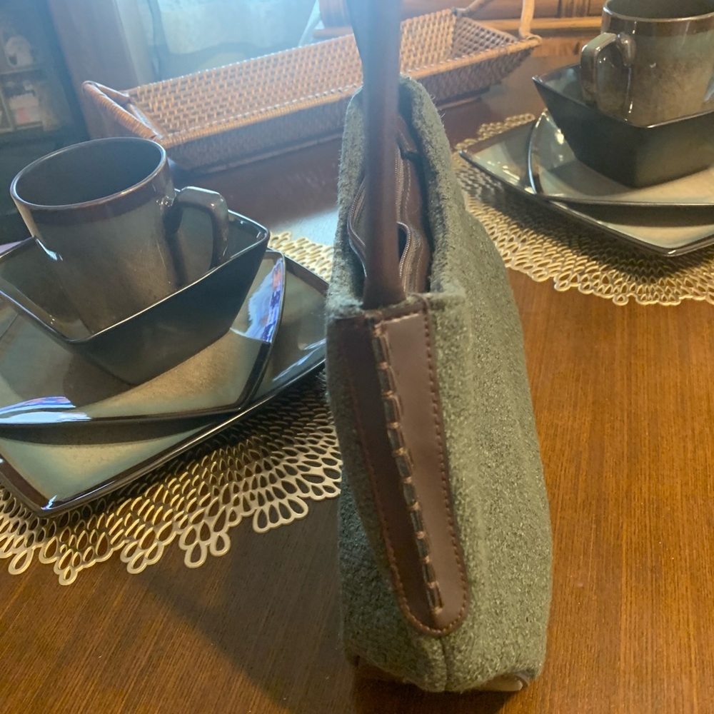 Purse - Picture 2 of 6